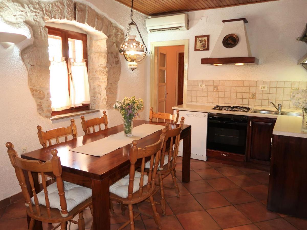 Holiday Home Nino - Lbn305 By Interhome Krsan ภายนอก รูปภาพ